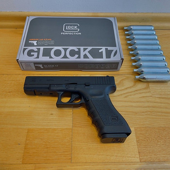 UUS UMAREX Glock 17 gen 3 õhupüstol 4,5mm CO2 Blowback