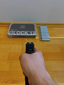 НОВЫЙ UMAREX Glock 17 gen 3 пневматический пистолет 4,5 мм C (7 фото из 10)