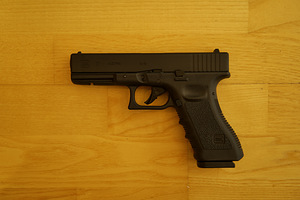 UUS UMAREX Glock 17 gen 3 õhupüstol 4,5mm CO2 Blowback (2 foto / 9)