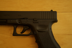 UUS UMAREX Glock 17 gen 3 õhupüstol 4,5mm CO2 Blowback (7 foto / 9)