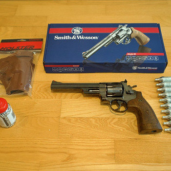 НОВЫЙ UMAREX SMITH & WESSON M29 6,5" 4,5mm CO2 воздушный рев