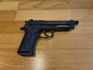 НОВЫЙ UMAREX BERETTA M9A3 пневматическое оружие 4,5 мм CO2 B (3 фото из 10)