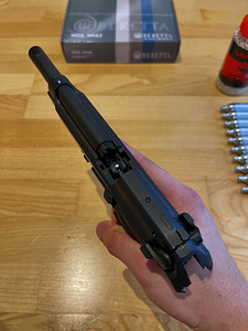 НОВЫЙ UMAREX BERETTA M9A3 пневматическое оружие 4,5 мм CO2 B (5 фото из 10)