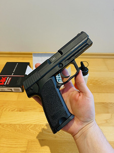UUS UMAREX Heckler&Koch USP Airsoft 6mm CO2 Blowback (6 foto / 10)