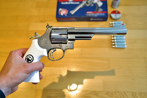 UUS UMAREX SMITH & WESSON 629 6,5 CO2 Revolver (8 foto / 10)