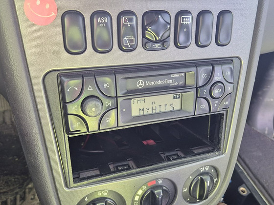 Mercedes benz audio10