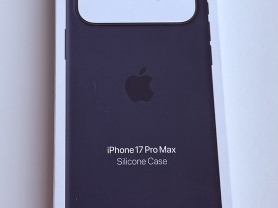 Apple iPhone 17 Pro Max Silicone Case with Magsafe ,Midnight