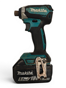 Akutrell Makita DTD153 + aku 5.0Ah (3 foto / 5)