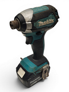 Akutrell Makita DTD153 + aku 5.0Ah (1 foto / 5)