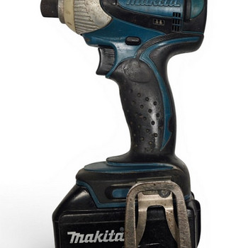 Аккумуляторная дрель Makita BDT140 + акку 4.0Ач