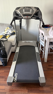 Беговая дорожка Spirit XT385 (2 фото из 6)
