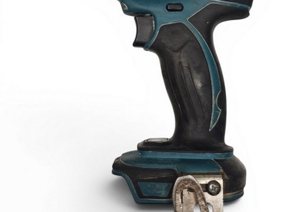Akutrell Makita DTD146 ilma akuta