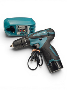 Akutrell Makita HP330D + aku + laadija (1 foto / 5)