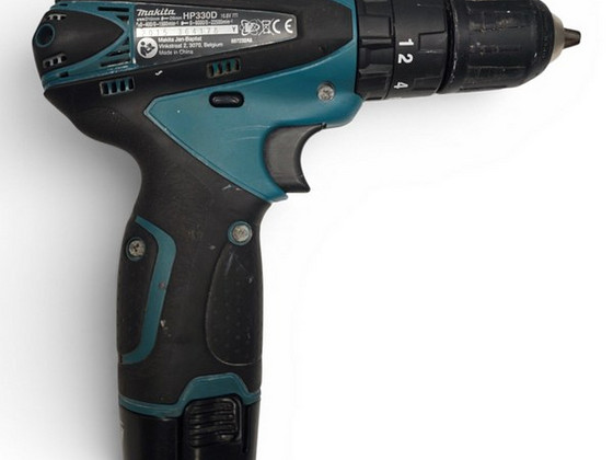 Akutrell Makita HP330D + aku + laadija