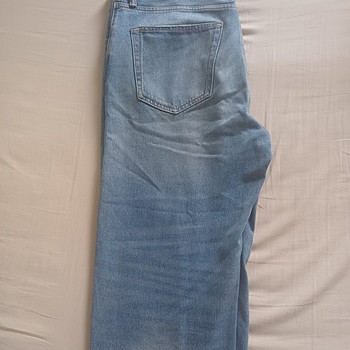Helesinised loose fit teksad