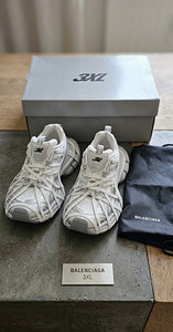 Müüa Balenciaga 3XL Sneaker (Premium) Valge-hõbedane (1 foto / 2)