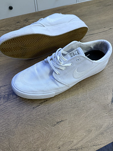 Кеды Nike Stefan Janoski (2 фото из 3)