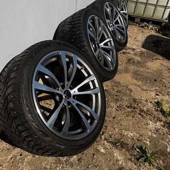 R20 BMW 5x120 X5 X6 F15 F16 469M (ориг.), шипы 8mm