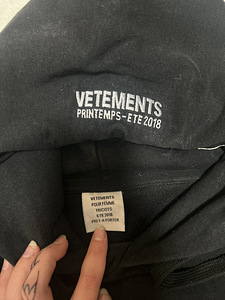 Vetments (3 foto / 4)