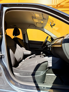 Škoda Fabia (11 фото из 15)