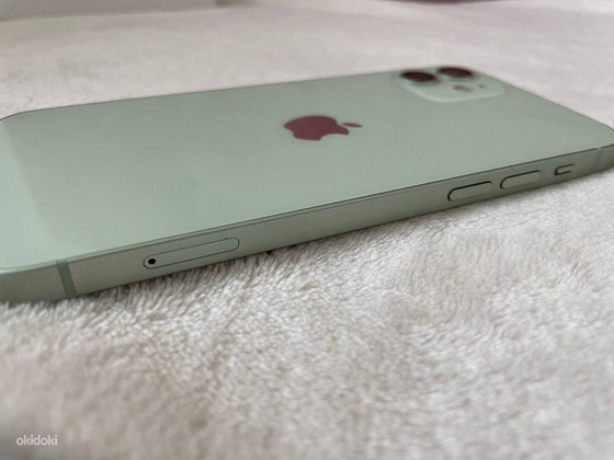 iPhone 12
