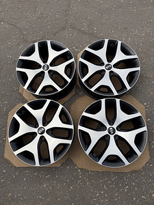 19" оригинальные диски Kia 5x114,3 + датчики (3 фото из 10)