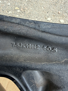 19" оригинальные диски Kia 5x114,3 + датчики (10 фото из 10)