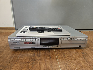 Philips CDR777 Audio CD Recorder (2 foto / 4)