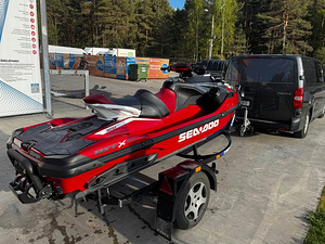 Sea-Doo RXT-X RS 325 HP, Fiery Red, Audio, 27h (3 foto / 8)