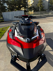 Sea-Doo RXT-X RS 325 HP, Fiery Red, Audio, 27h (2 foto / 8)