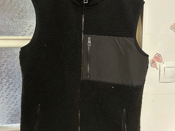 H&m men black vest M size