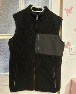 H&m men black vest M size (1 foto / 2)