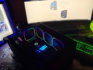 14-ядерный игровой компьютер с водяным охлаждением, RTX 5060, DDR5 (5 фото из 5)