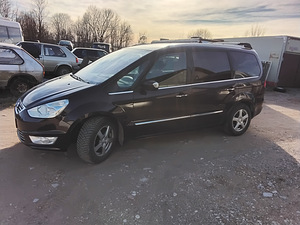 Ford Galaxy (4 фото из 8)