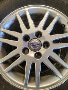 Volvo R15 veljed (1 foto / 2)
