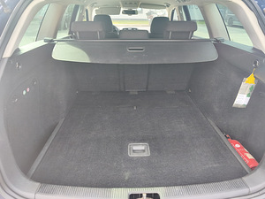 Volkswagen Golf Tech Package 2.0 (4 foto / 5)