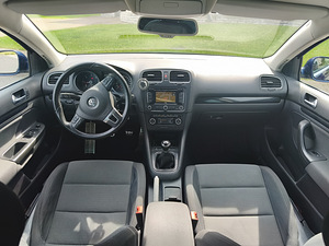 Volkswagen Golf Tech Package 2.0 (3 foto / 10)