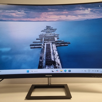 Philips 322E изогнутый FHD монитор 32"