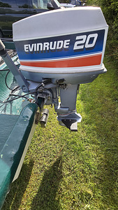 Soome mootorpaat 3.85m + Evinrude 20/25hp + haagis (9 foto / 9)