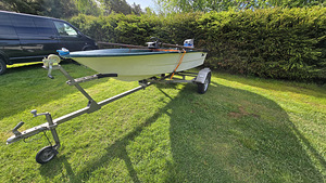 Soome mootorpaat 3.85m + Evinrude 20/25hp + haagis (1 foto / 9)