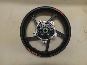 BMW S1000RR K46 S1000R K47 OZ Piega R колесо 2012-2018 (1 фото из 9)