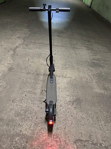 Xiaomi mi electric scooter 3 (2 фото из 7)