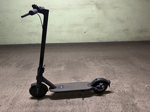 Xiaomi mi electric scooter 3 (1 фото из 6)