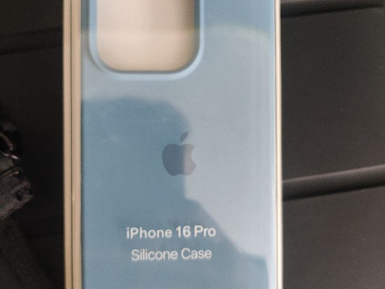 iPhone 16 ümbris