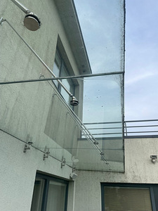 Müüa klaasist varikatus / fassaadiklaasid koos kinnitustega (1 foto / 4)