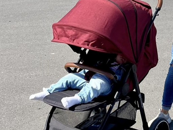 kinderkraft jalutuskäru