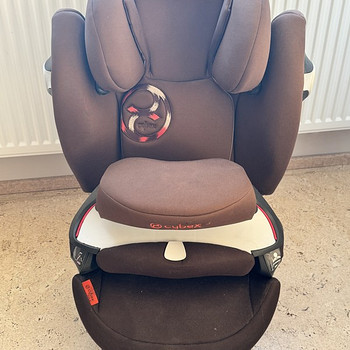 Lapse turvaiste Cybex Pallas M-fix.