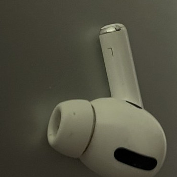 Наушник AirPods Pro