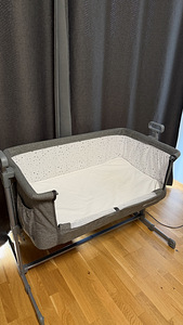Kinderkraft NESTEE UP 2 боковая кроватка, 2-в-1 (2 фото из 4)
