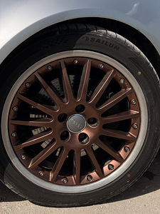Audi A4 (10 фото из 11)